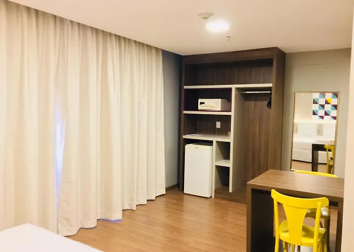 Master Express Baixa - Proximo Ao Araujo Viana, Ufrgs, Santa Casa E Beira-rio 3* Porto Alegre