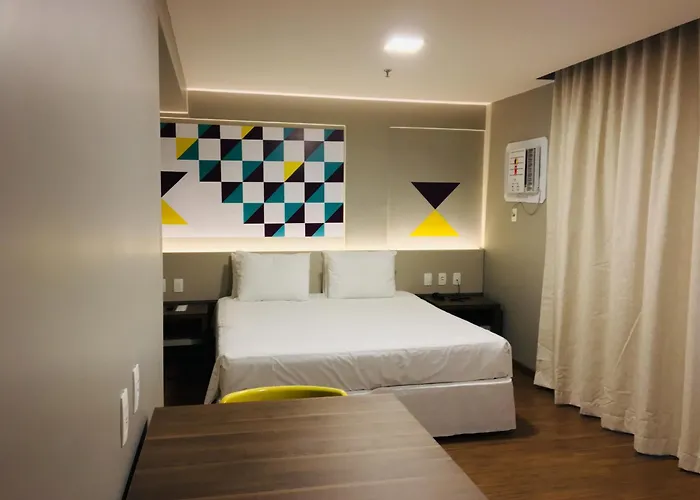 Hotel Master Express Baixa - Proximo Ao Araujo Viana, Ufrgs, Santa Casa E Beira-rio