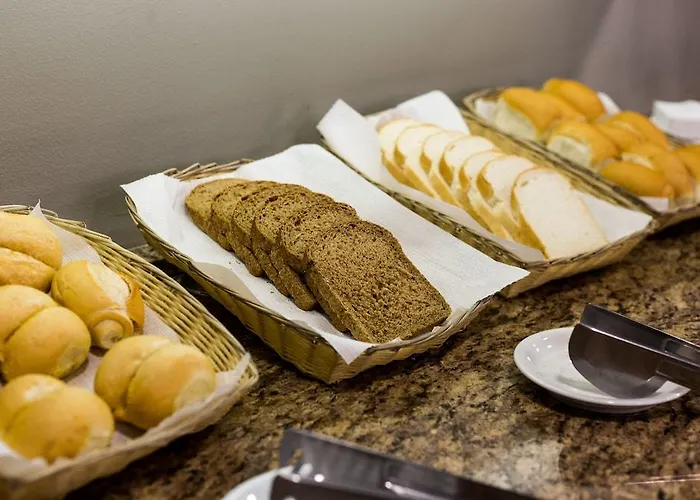 Master Express Baixa - Proximo Ao Araujo Viana, Ufrgs, Santa Casa E Beira-rio Hotel Porto Alegre