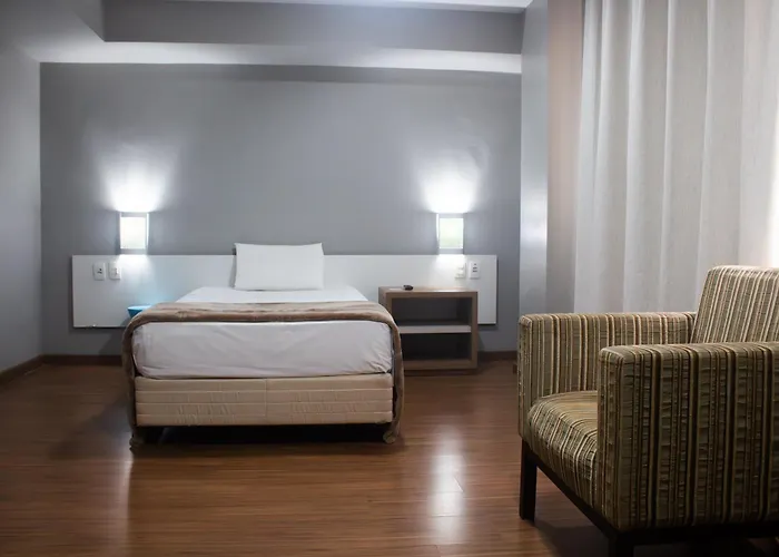 Master Express Baixa - Proximo Ao Araujo Viana, Ufrgs, Santa Casa E Beira-rio 3* Porto Alegre