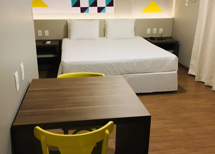 Master Express Baixa - Proximo Ao Araujo Viana, Ufrgs, Santa Casa E Beira-rio 3* Porto Alegre